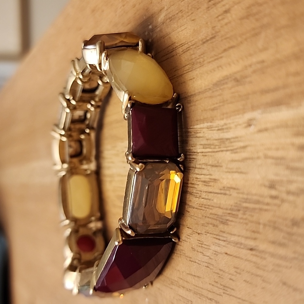 7.5 inch bracelet, gold w "jewels"